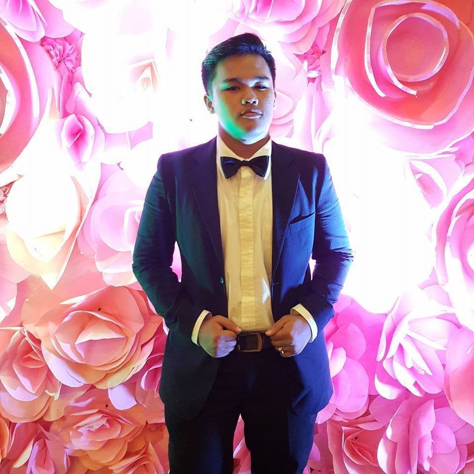 Gabriel Tomboc Gabriel Tomboc